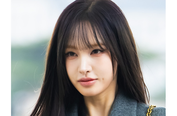 「細すぎ」と心配の声も…IVE・リズ、肋骨がうっすら浮かぶ“異次元スタイル”にファン騒然！