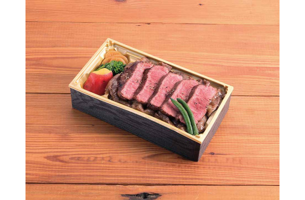 「ロースすき焼＆ランプステーキ弁当」3,501円（税込）