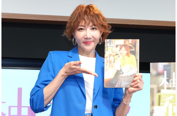 柚希礼音【撮影：小宮山あきの】