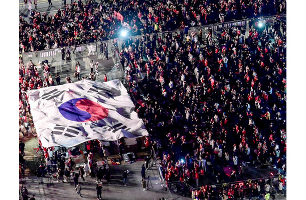 日本でも過半数が前向きな憲法改正、韓国では7割が「改憲賛成」と判明　1万2000人の大規模世論調査