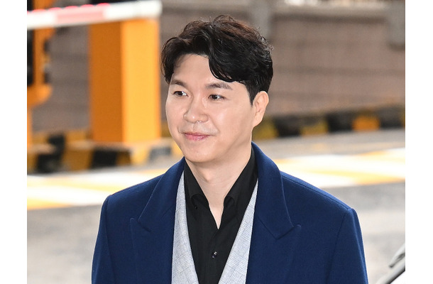 実兄・義姉を訴え、両親まで巻き込んだ“骨肉の争い”に決着…その間に韓国タレントは53歳でパパに