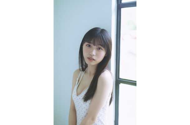 僕が見たかった青空 金澤亜美1st写真集「プロローグ」（東京ニュース通信社刊）撮影＝細居幸次郎