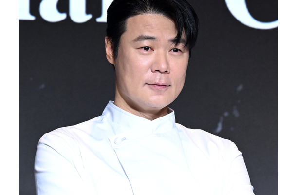 「過度な露出はご遠慮ください」…『白と黒のスプーン』出演シェフが運営するレストランの“注意書き”が話題に