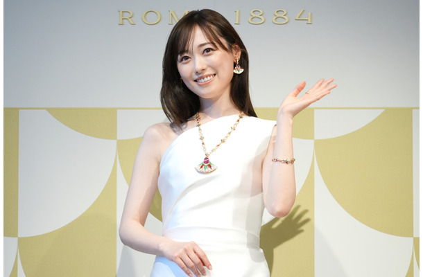 福原遥【撮影：小宮山あきの】