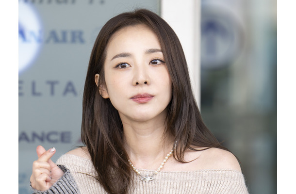 メンバーからの“名指し麻薬投稿”が波紋を広げるなか…2NE1パク・サンダラ、所属事務所と契約終了していた