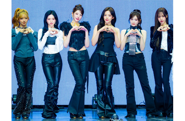 「事務所にCG代がないの？」IVE、新曲『BLACKHOLE』MVを“555m高層タワー”で実際に撮影!?舞台裏が話題