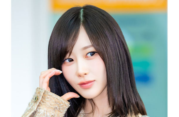 aespa・ジゼル、“カバン全開”ファッションの先駆者に!?フランス出国時の粋な演出が話題