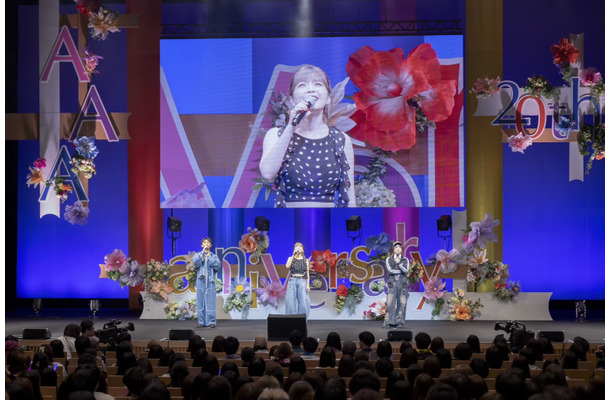 「AAA 20th Anniversary - Always, All Around -」