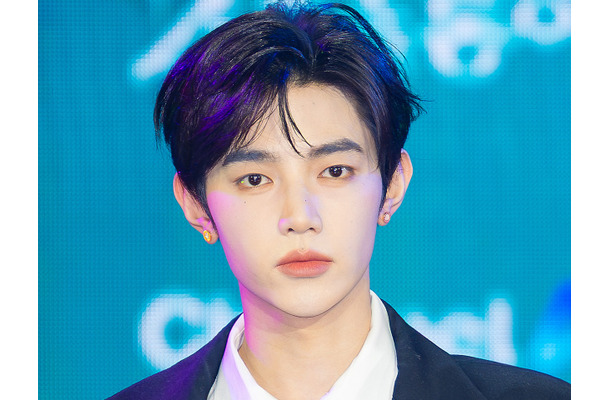 ZB1ジャン・ハオ、吸い込まれるような眼差しで魅了…卓越した表現力が光る撮影カット公開