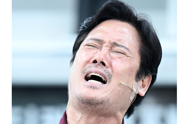 性行為強要疑惑に危険運転…大学副教授の顔も持つ韓国ミュージカル界の重鎮、暴かれた“負の過去”