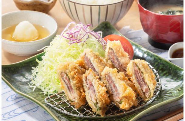 「鰹の梅はさみ揚げ」定食価格　1,340円 (税込)　