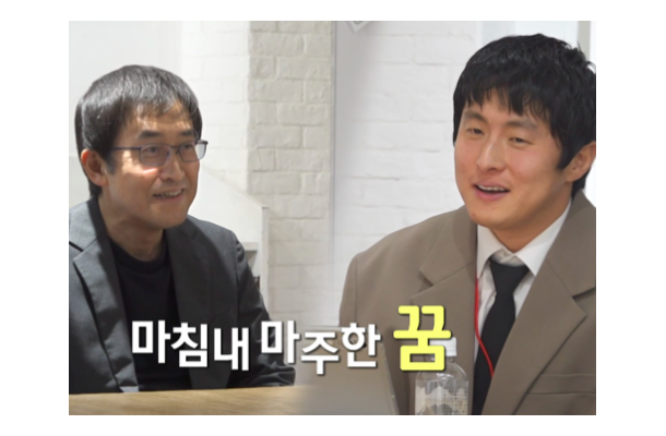 日本の漫画界巨匠、韓国の地上波バラエティに登場！対面した韓国のスター漫画家が思わず涙