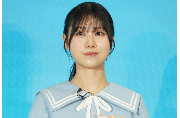 鶴崎仁香【写真：竹内みちまろ】