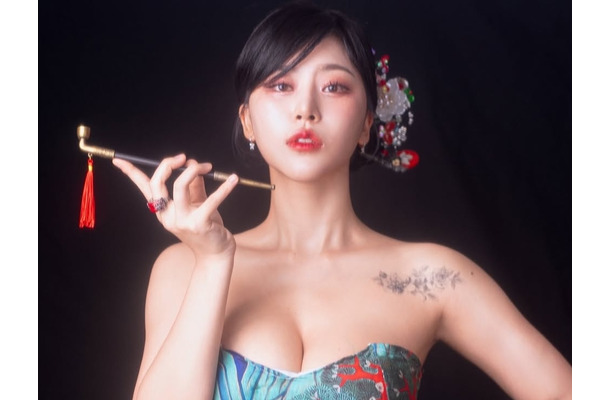 イジメ・避妊拒否・DV、そして降りてきた神…“ムーダン”ノ・スルビの壮絶半生、Disney+番組出演で話題に