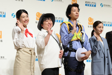 板野友美が経営者イメージのジャケット姿を披露「ピンとした気持ちになります」 画像