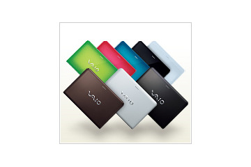 カラフルなノートPCの「VAIO E」に小ぶりな14V型を追加――直販のみ 画像