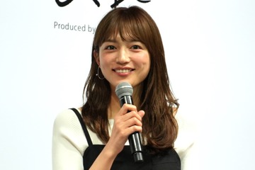 川口春奈、マネージャーが公式インスタグラムを開設！川口渾身の変顔など他では見られないオフショットを公開！ 画像
