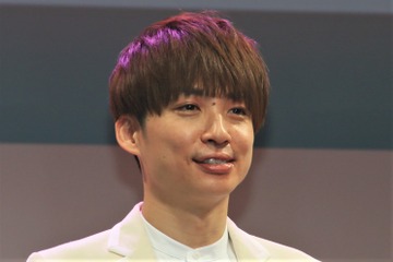 河井ゆずる、佐々木希を前に「ずっと好きで…」と赤面 画像