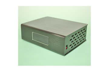 USB/SATA接続でHDDから動画や音楽を楽しめるメディアプレーヤー 画像