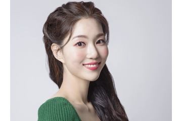 階段から転落し20代で脳死、遺族は臓器提供を決断…BLACKPINKジスと共演の韓国女優、3回忌 画像