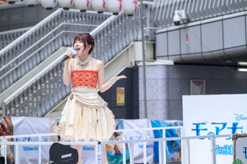 「おおきに～！絶対モアナ観てな～！！」TSUZUMI、道頓堀の船上で映画プロモーション史上初の生歌唱！ 画像