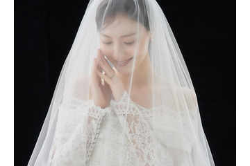 交際報道なしで電撃結婚の韓国女優、気になる“新婚旅行先”を告白「7泊8日の日程で…」 画像