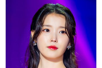 主演作関連で涙の謝罪、政治的問題で飛び火、破局…IU、本厄と思われるほど災難続きの2026年 画像