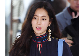 日本旅行中にまさかの危機？韓国女優、家族との旅行で不安吐露「韓国に帰れない…」 画像