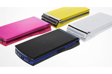 ドコモ、携帯1号機から2010年夏モデルまで展示するデザイン展「MOBILE TIDE 2010」開催 画像