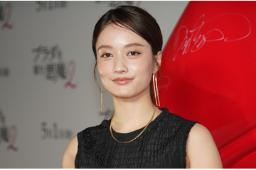 谷まりあ、 夏コーデをお披露目！ デコルテ際立つ華やかな姿にファン悶絶 画像