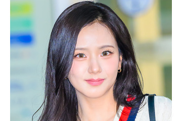 「これがメイク前だって？」BLACKPINK・ジス、ほぼすっぴんでも変わらぬ美貌…ビフォーアフターに反響 画像