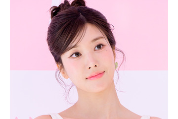 「スタイルどうなってんの？」“ホットパンツ”で美脚全開…クォン・ウンビ、抜群プロポーションに釘付け 画像
