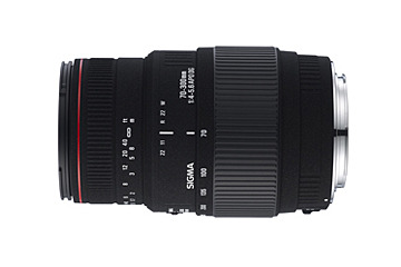 シグマ、コニカミノルタ用デジタル対応望遠ズーム「70-300mm F4-5.6」の発売日決定 画像