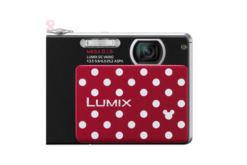 パナソニック、ディズニーモデルも用意した薄型コンパクト「LUMIX DMC-FP3」 画像