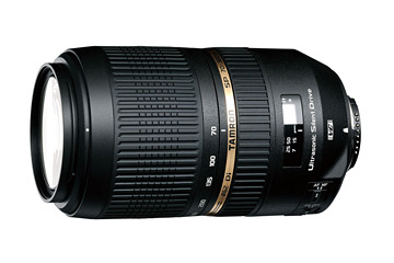 タムロン、創業60周年記念の望遠ズームレンズ 画像
