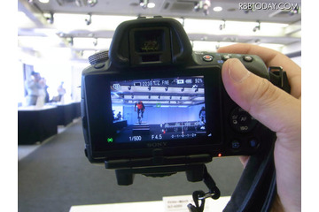 ソニー、デジタル一眼レフ「α55／α33」のユーザー体験会を開催 画像