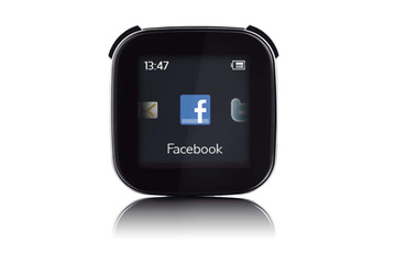 ソニー・エリクソンが発表!メールもFacebookも表示できる超小型の「LiveView」とは? 画像