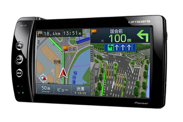 パイオニア、通信で最新の地図情報を毎月更新できるPND「エアーナビ」 画像