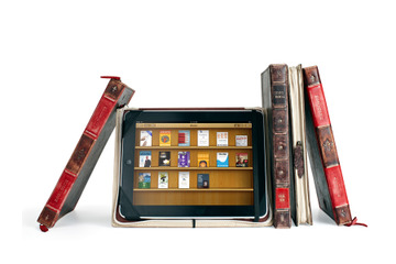 フォーカル、古い洋書のようなデザインのiPadインナーケース「BookBook for iPad」 画像