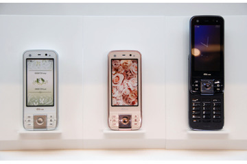 KDDI、EZアプリにJava環境ベースの「EZアプリ(J)」を来春追加……BREW環境と併合 画像