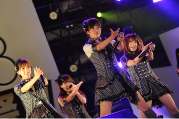 ひかりTV、30日にAKB48の野外ライブ映像を3Dで独占放送! 画像