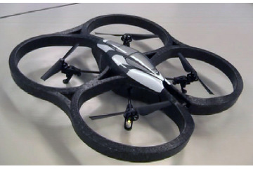 【OLデジモノ日記（Vol.12）】編集部で「AR.Drone」を飛ばしてみた！ 画像