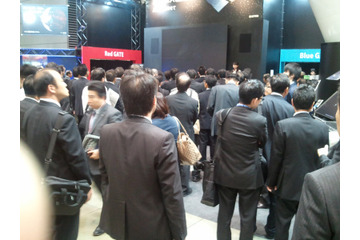 【iEXPO2010（Vol.22）：動画】人気の「はやぶさ」展示！整理券配布で対応 画像