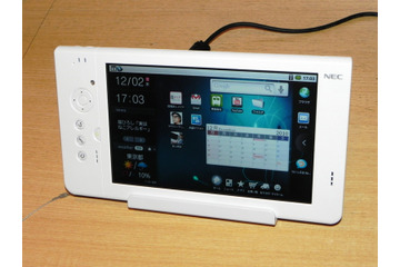 秋葉原のリナックスカフェでAndroid搭載タブレット「Smartia」のタッチ＆トライ 画像