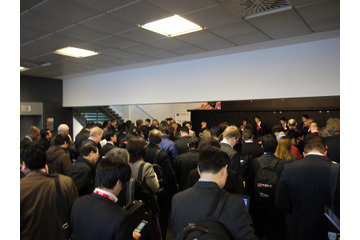 【MWC 2011(Vol.37)】NTTドコモ山田社長が基調講演に初登壇……自動翻訳機能では負けたくない 画像