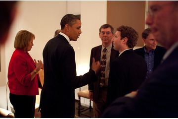 オバマ大統領、複数のITリーダーと会談！ジョブズ氏の姿も？ 画像