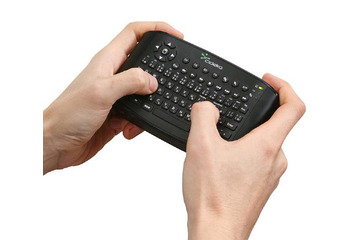 ゲームコントローラー感覚で空中操作できるワイヤレスマウス&キーボード 画像