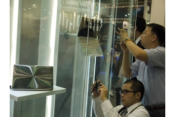 【COMPUTEX TAIPEI 2011（Vol.3）：動画】ASUSTeK、超薄型ノートPCを展示 画像