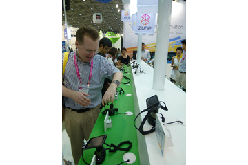 【COMPUTEX TAIPEI 2011(Vol.24)】Windows Phone 7 Mango搭載のスマートフォン「Acer W4」 画像