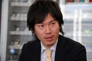 【インタビュー】「Androidにはヒーロー端末が必要」……KDDI菊池氏 画像